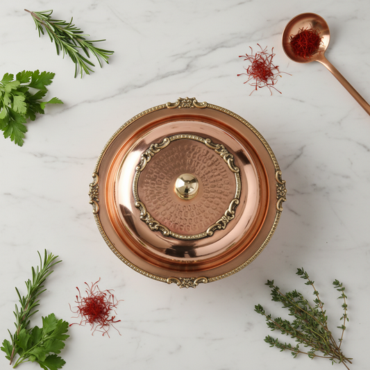 Handcrafted Copper Serving Pot with Brass Handle – 1.8L Traditional Dinnerware