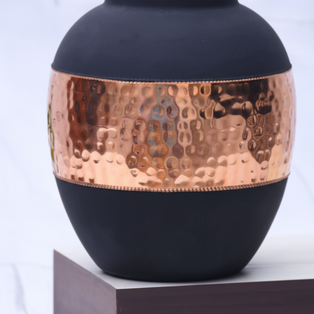 Pure Copper Silk Black Apple Pot with Inbuilt Glass | 1200ml | Ayurvedic | Designed in Norway