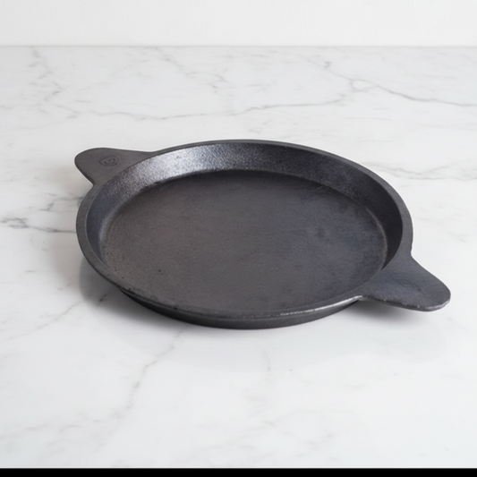 Cast Iron Fry Pan — Omelette & Raised Edge Pan