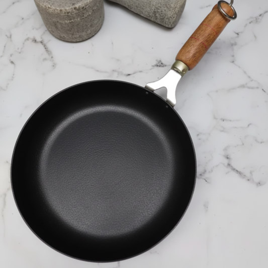 Pure Iron Fry Pan handle detail - Face of Norway
