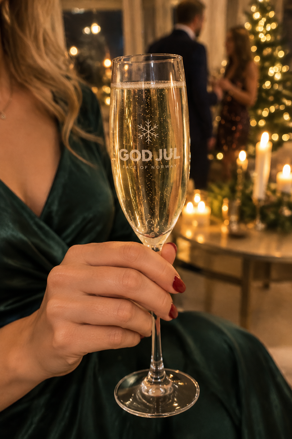 Face of Norway God Jul Champagne Flute – Engraved 8 oz Holiday Toast Glass